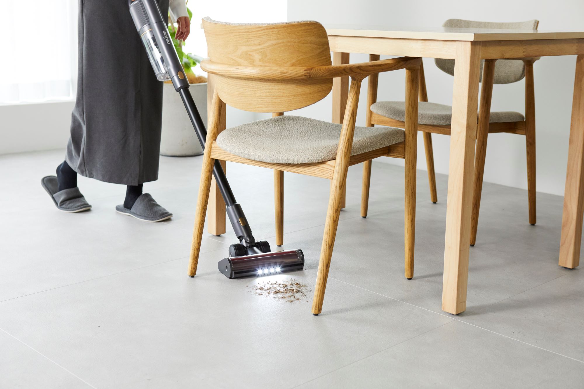 Amazon | レイコップ UVコードレス掃除機 RGN2-100 強力吸引