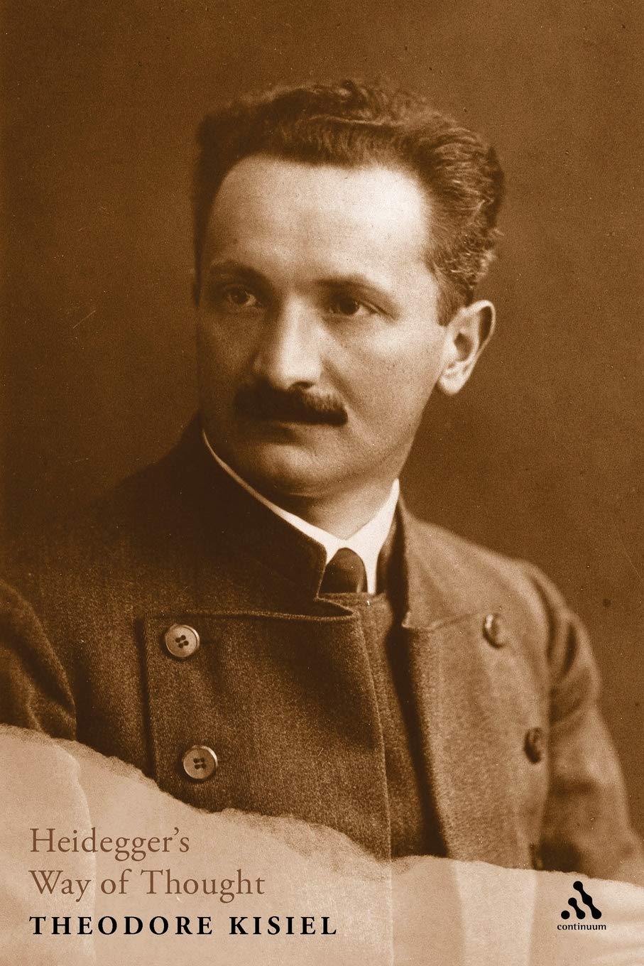 Heidegger's Way of Thought: Critical and Interpretative Signposts