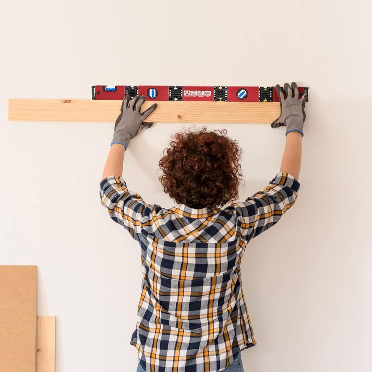 多用途の 28 インチ折りたたみレベル定規 - 高精度多機能バブルレベルツール - 住宅改善、改修、専門的な建築プロジェクト用