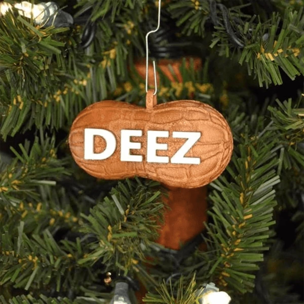 Deez Nuts Ornament, Deez Nuts Pun Lovers Ornaments,Peanut Christmas Tree Ornaments,Funny Christmas Tree Ornaments for Schoolbag Pendant Car Pendant (1pcs)