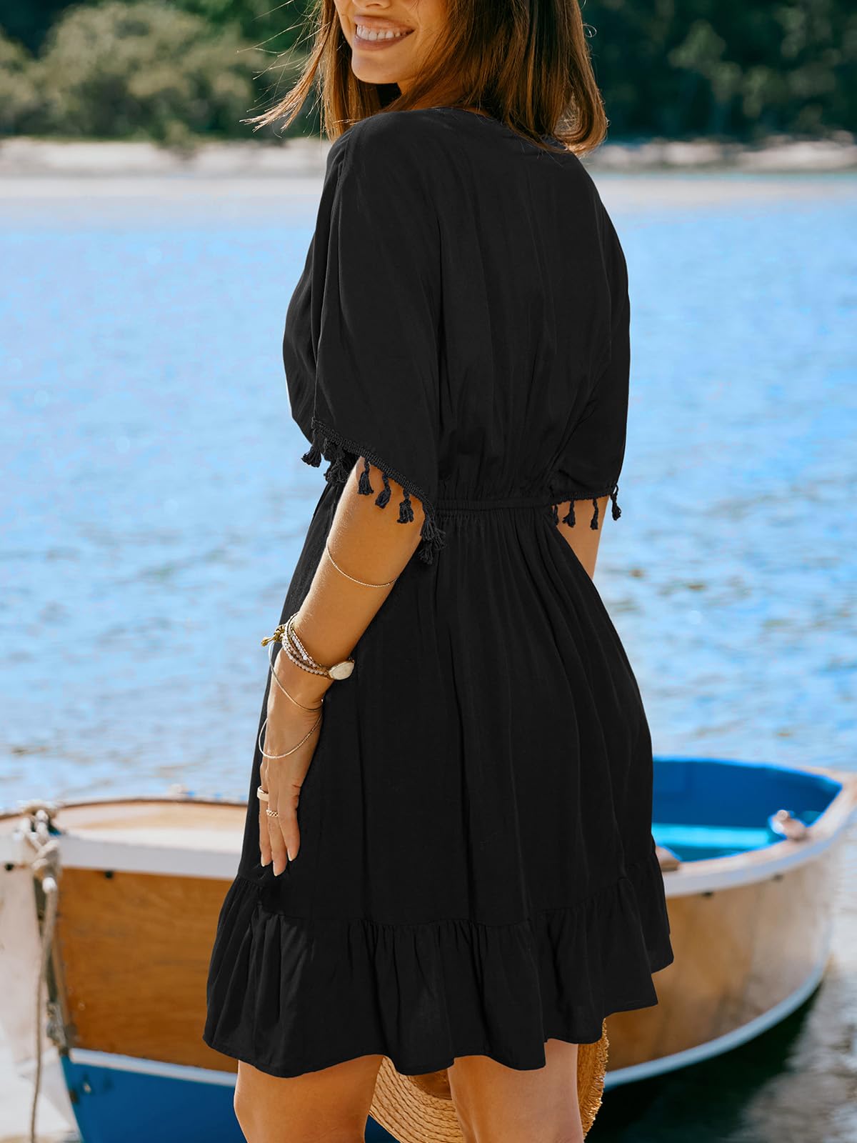 CUPSHE Robe d'été pour femme - Broderie bohème - Robe décontractée - Col en V - Manches courtes - Pompons - Robe de vacances - Robe de plage - Mini robe