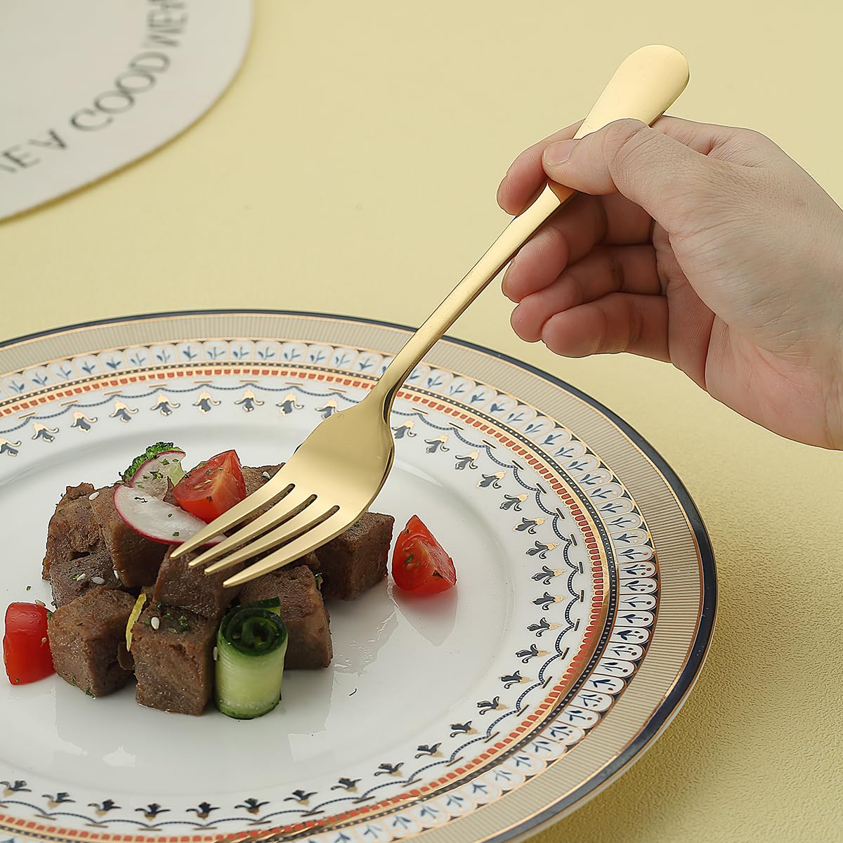 Forchette da tavola Gold 24 pezzi, forchette da tavolo in acciaio inossidabile con placcatura in oro in titanio per casa, ristorante, matrimoni, feste, eventi