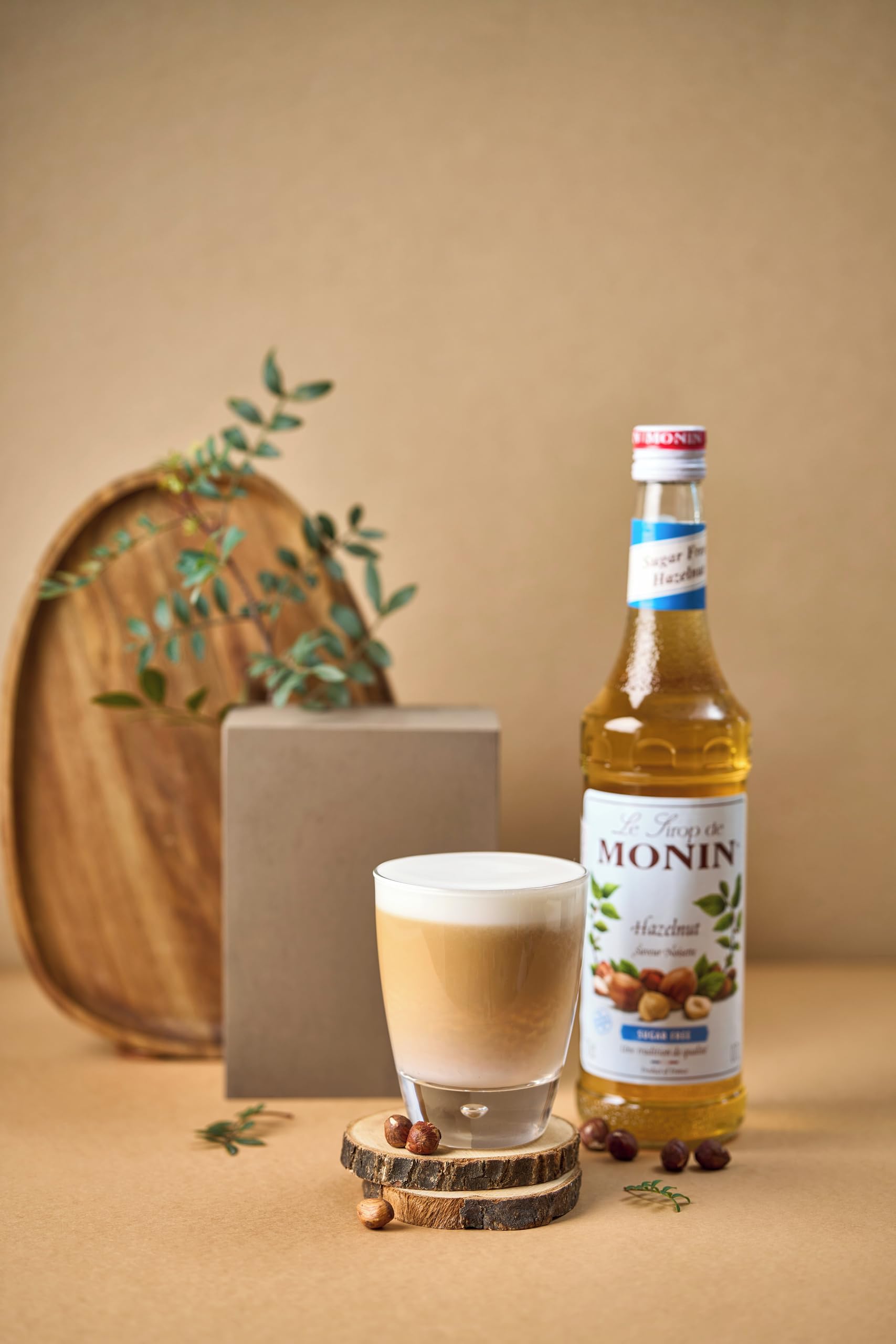 MONIN - Assortiment MONIN Sans Sucre Saveurs Vanille, Caramel, Noisette - Pour Café, Chocolat Chaud, Capuccino ou Latte - Arômes Naturels - Bouteille en Verre - 3 x 70 cl