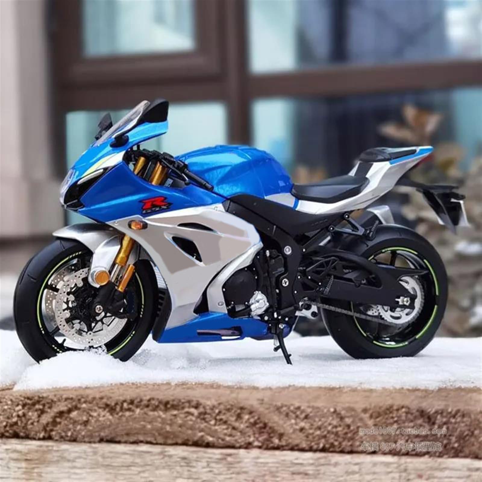 SEYXF Motorbike Toy Motorcycle Model Diecast Simulation Alloy Toy Gift 1:12 for Suzuki GSX R1000 R(with Foam Box)