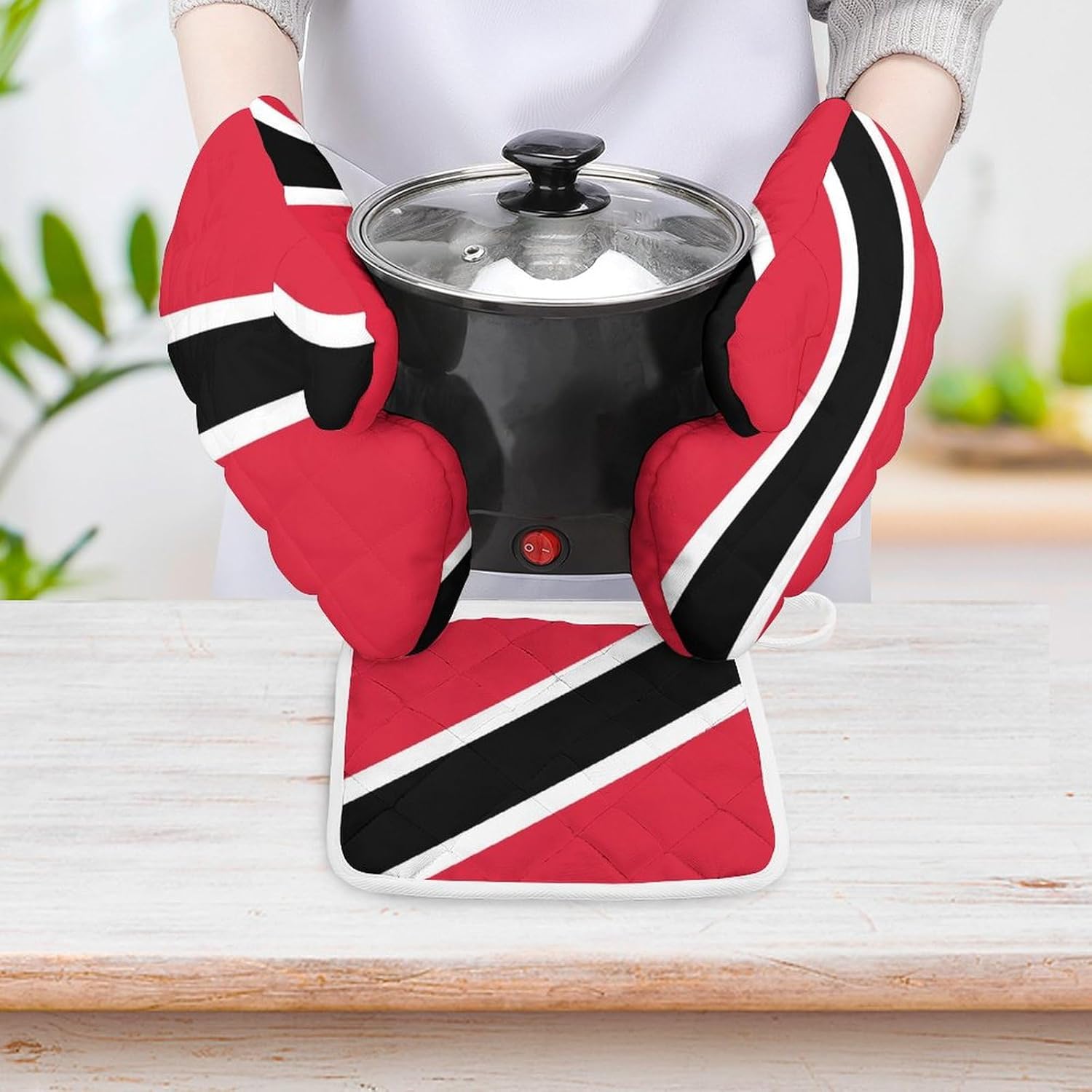 Trinidad and Tobago Flag Print Oven Mitts and Pot Holders 3 Piece Sets Heat Resistant Gloves Hot Pads Potholders for Kitchen Baking Cooking