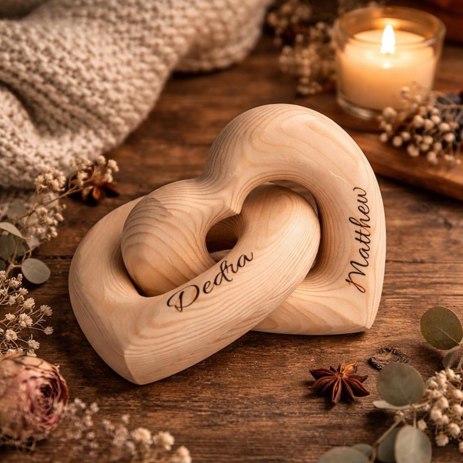 Personalized Romantic Wooden Infinity Heart Sculpture,Custom Couple Names Keepsake Gift Interlocking Wooden Hearts for Him Her,Wedding,Anniversary,Valentine’s Day,Decorative Signs