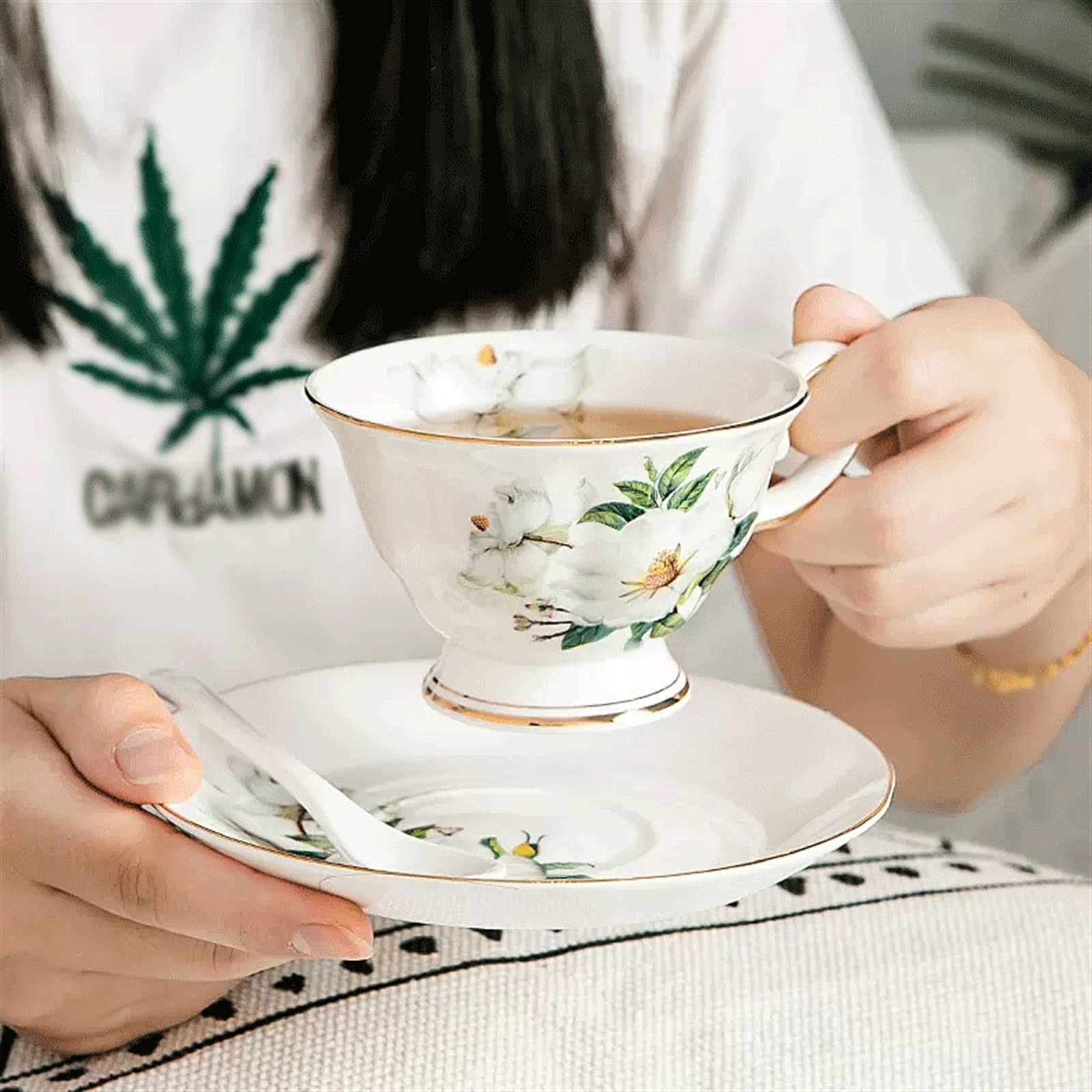 Domowy wykwintny zestaw filiżanek do kawy porcelana kostna popołudniowa herbata domowa ceramiczna dekoracja
