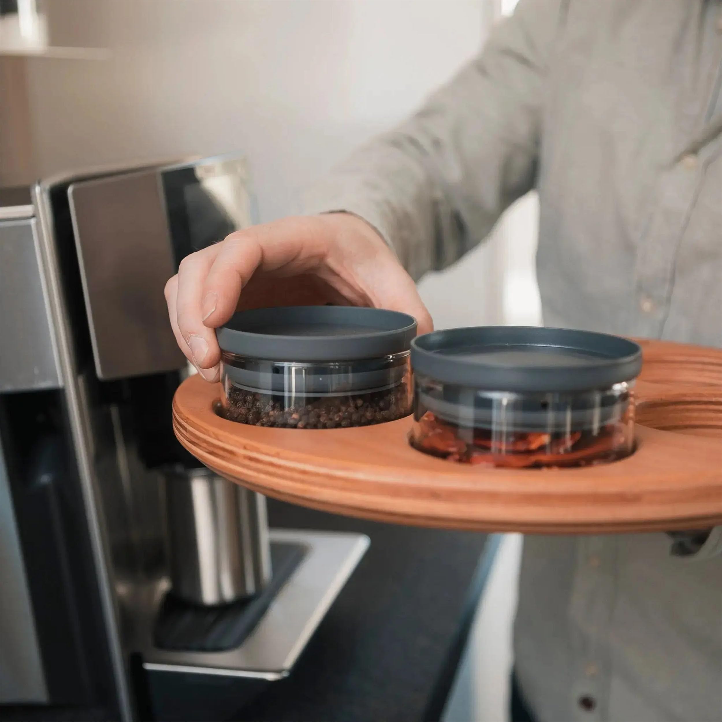 Vorratsgläser mit Deckel luftdicht [12x160ml] BPA-FREI | mottensichere Vorratsdosen | Gewürzgläser | FoodPairing | Dipschalen/Dessertschalen mit Deckel | Borosilikatglas, 160 ml je Glas, Pressure Dot-Verschluss, spülmaschinenfest, ideal für Gewürze, Tee,