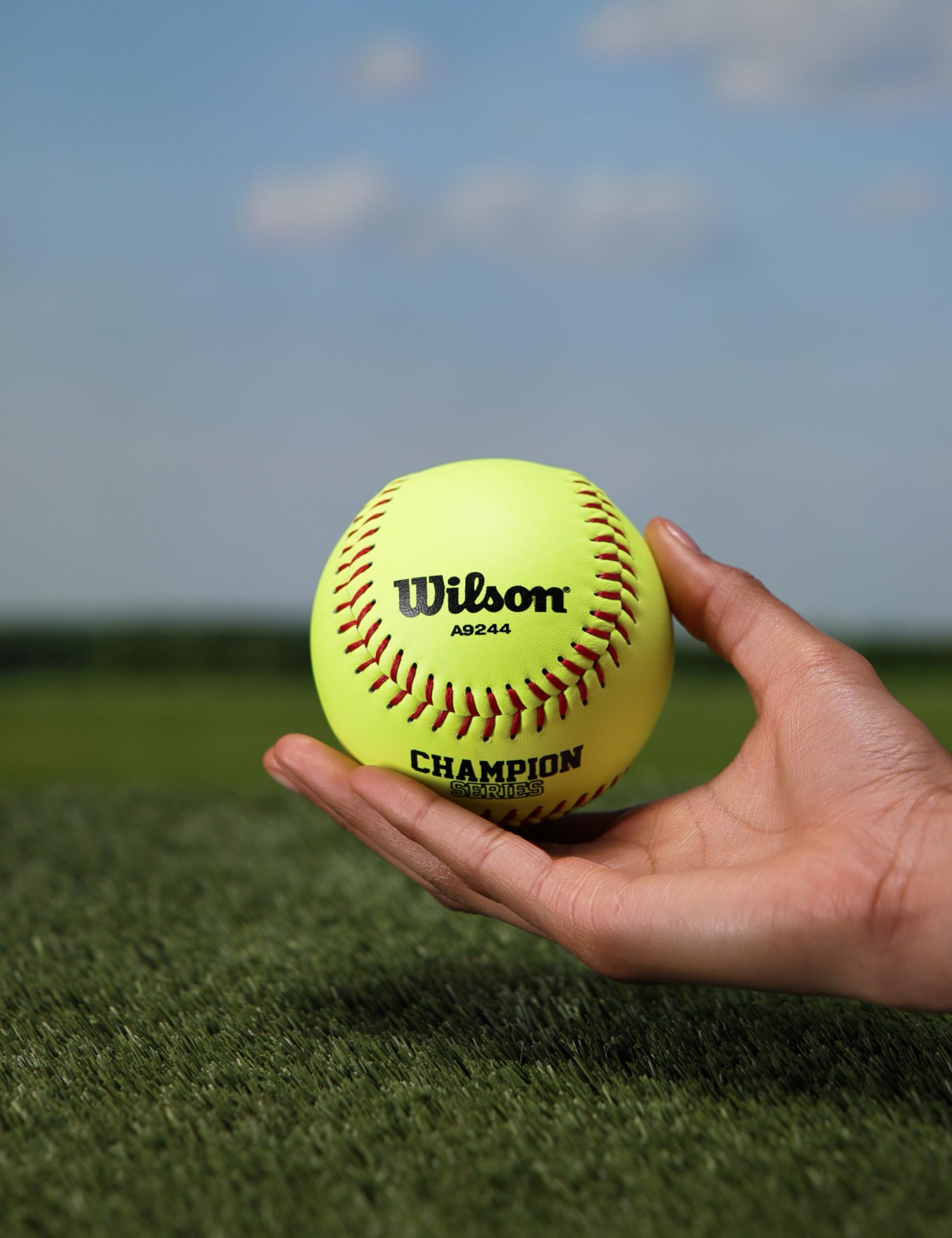Wilson A9244 Leder-Softball (1 Dutzend), 27,9 cm, optisches Gelb