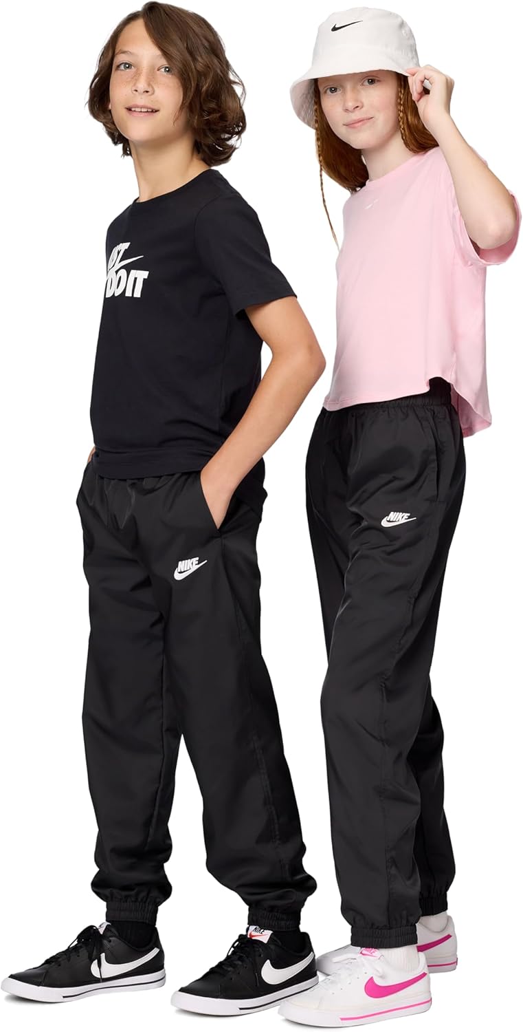 Nike Unisex Big Kids' Sportswear Club Woven Joggers - Boys and Girls Pants