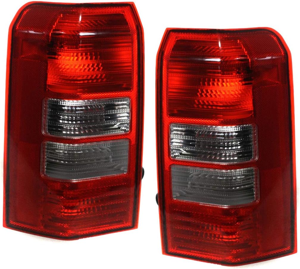 CarLights360 For Jeep Patriot Tail Light 2008-2017 Passenger Side CH2801181 - replaces 5160364AA