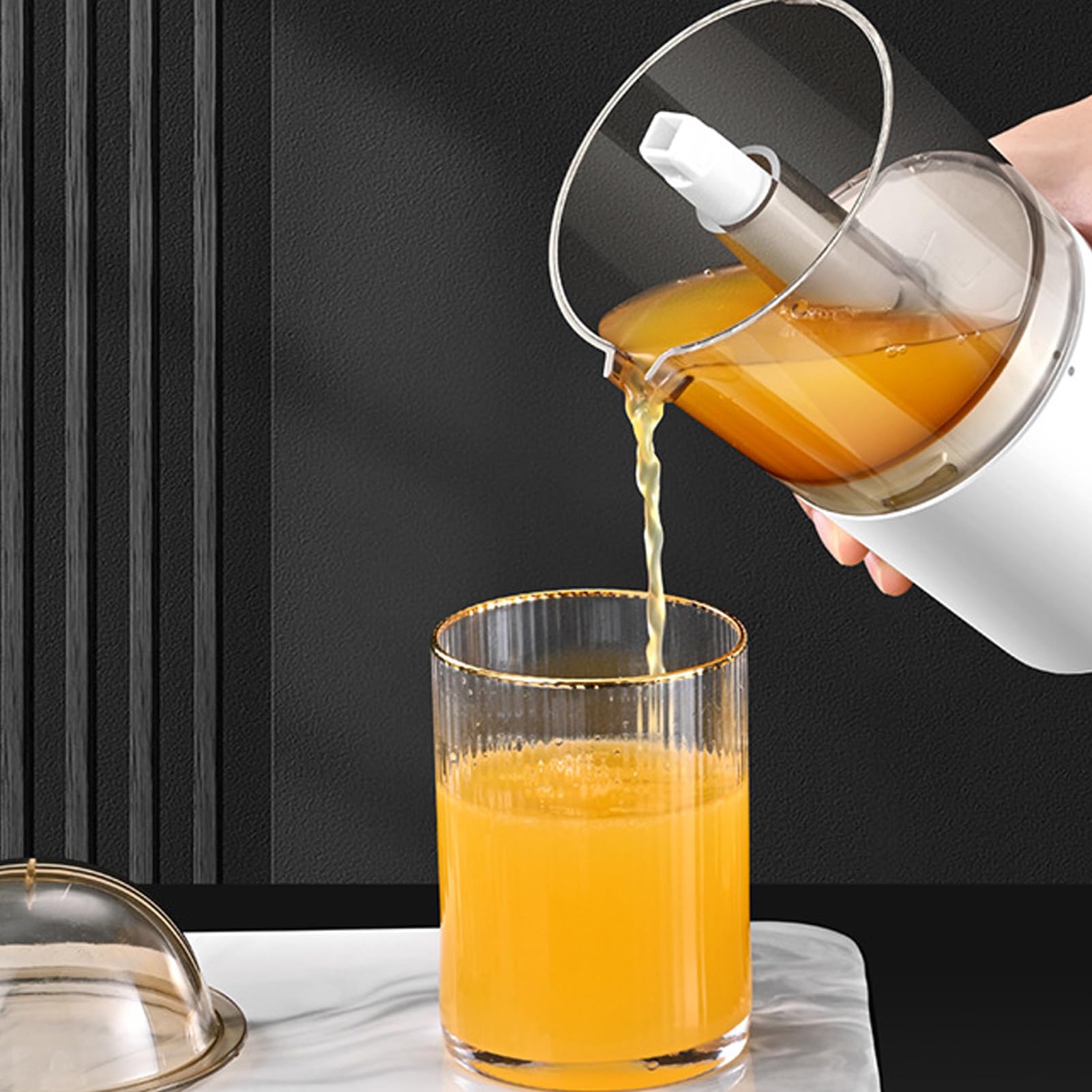 Electric Citrus Juicer, Rechargeable Juicer Machine with USB Cable for Home Picnic Camping, Automatic Orange Lime Lemon Grapefruit Squeezer, Easy to Cleans Portable Juicer