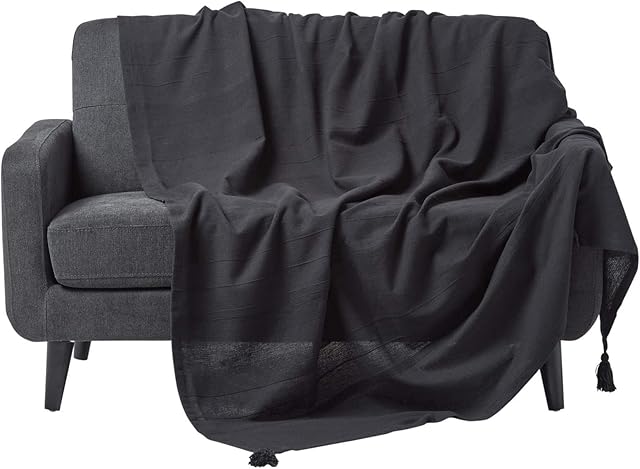 HOMESCAPES - Rajput Ribbed Cotton Throw Black - 60 x 80 Inches (150 x 200 cm) - Plain Handmade Suitable for most 2 Seater Sofas - Single Bedspread