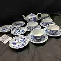 ボヘミア陶器 カールスバード・ブルーオニオン Amazon.co.jp: カールスバード ブルーオニオン ボヘミア陶器 15