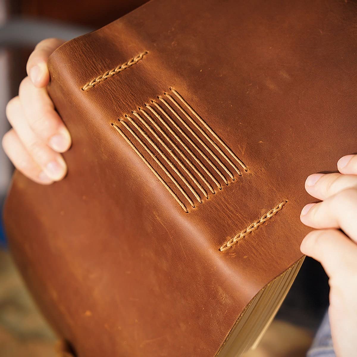 Retro-Kuh-Leder-Journal 400P leeres Papier-Skizzenbuch handgemachte Band mit Hebeteil-Notebook