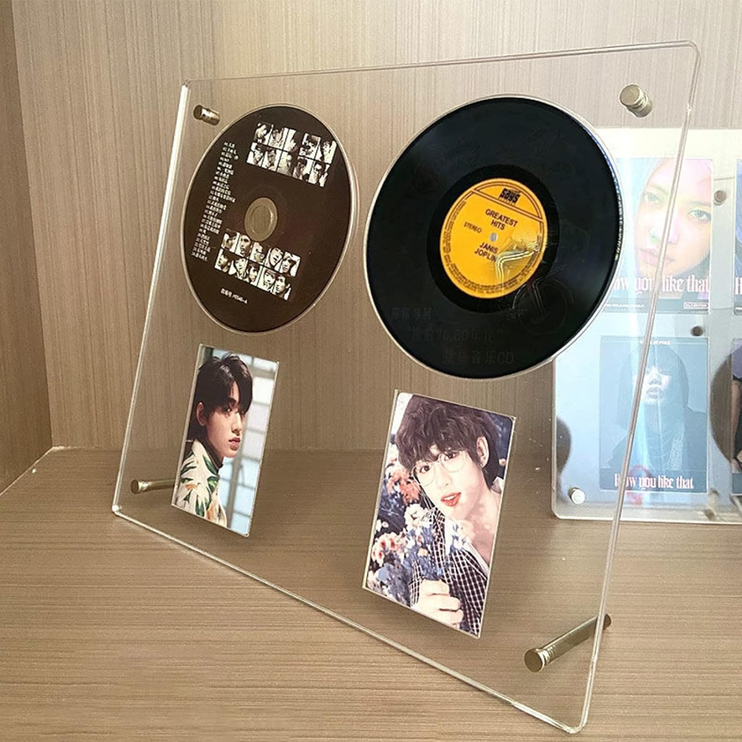 Amazon アイドル 芸能人 CDディスプレイフレーム CDディスク&ブックレット収納 額縁 CDケース スタンドタイプ 透明