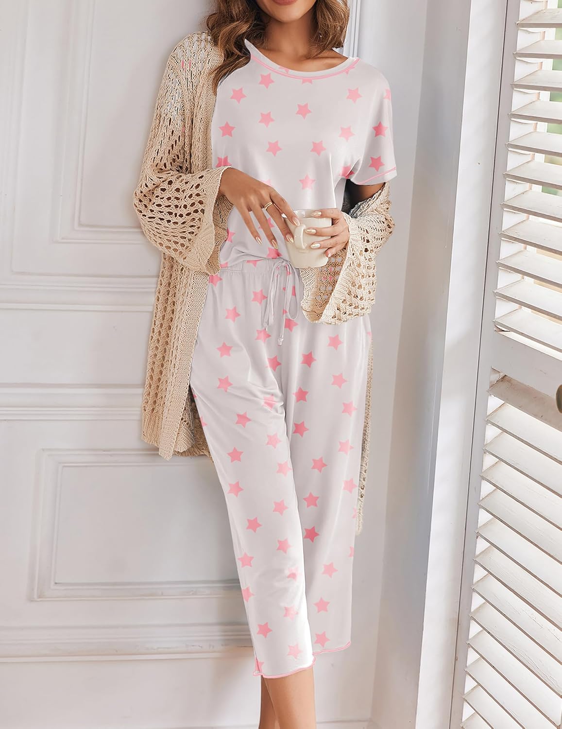 Ekouaer Women's Capri Pajama Sets Print Short Sleeve Sleepwear Top and Capri Pants Soft Loungewear with Pocket - Image 3