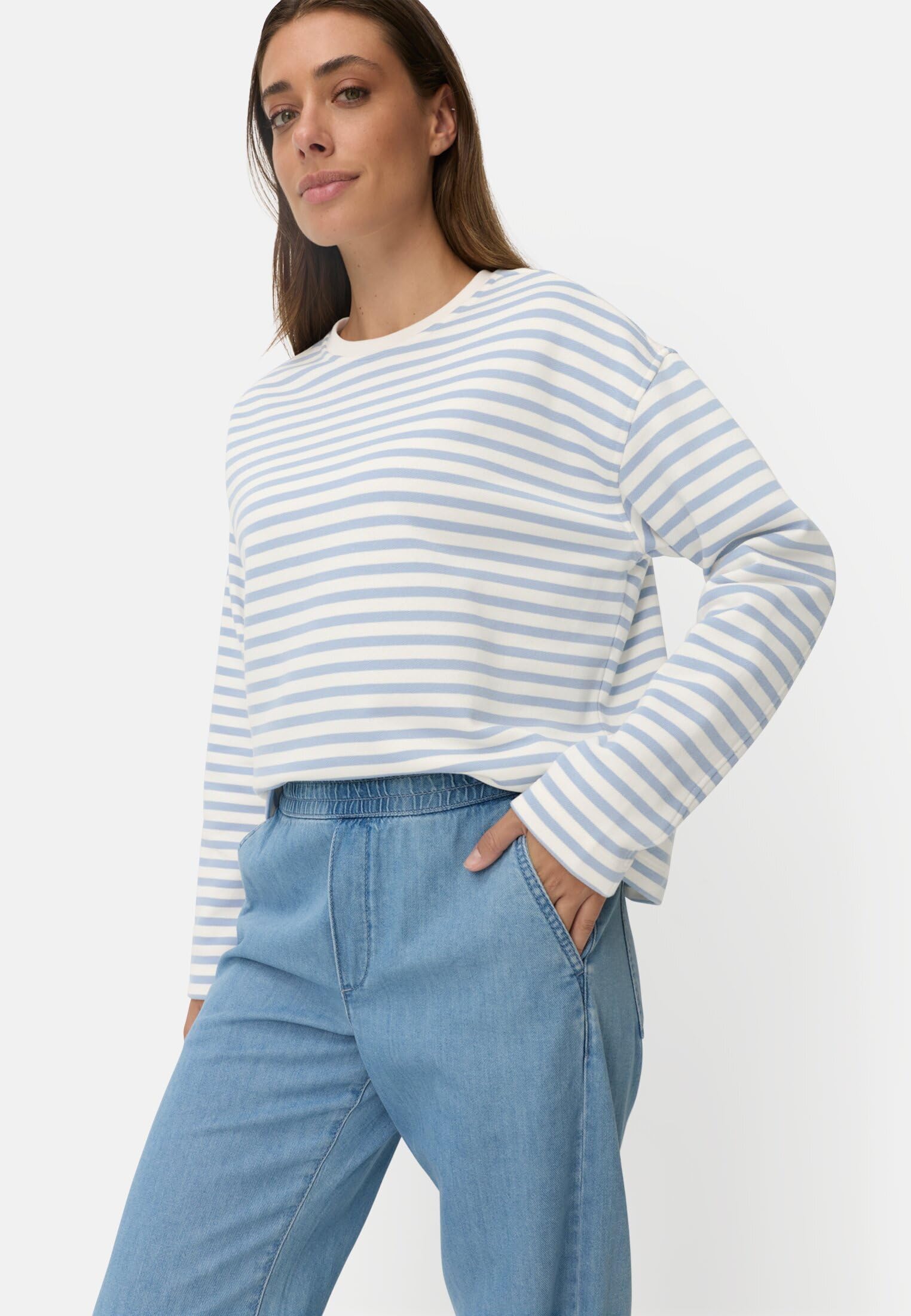 camel active Damen Sweatshirt aus einem Baumwollmix | Gestreiftes langarm Sweatshirt mit Rundhalsausschnitt im Boxy Fit