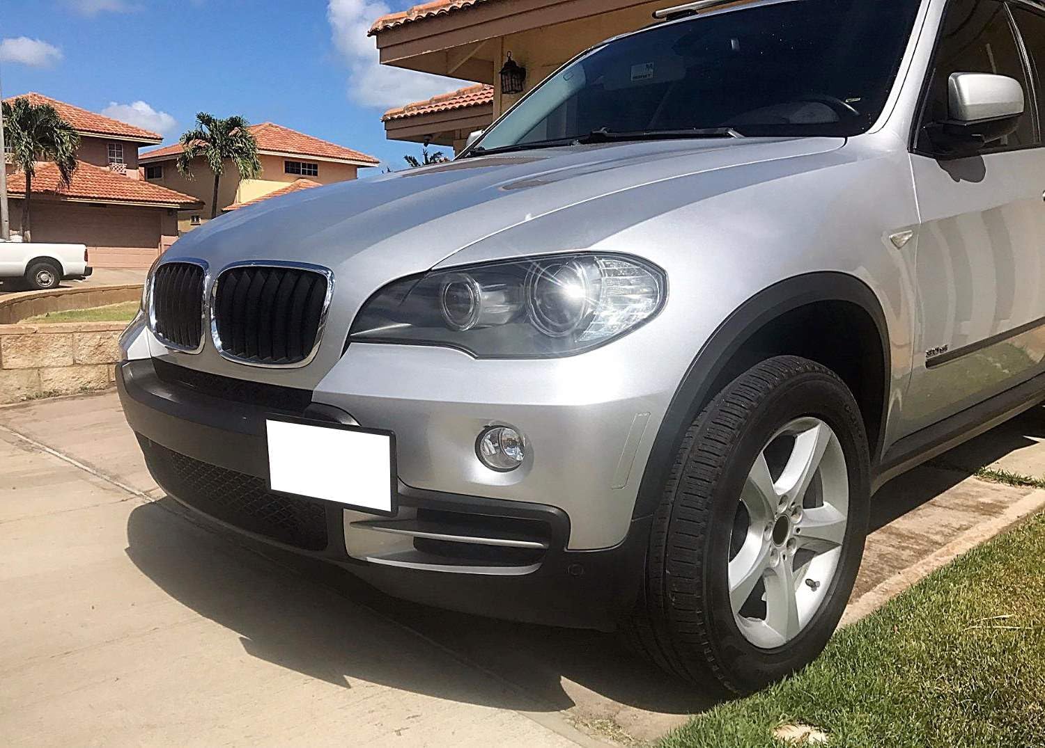 iJDMTOY No Drill Front Bumper Tow Hook License Plate Mounting Bracket Adapter Kit Compatible with BMW E82 E88 128i 135i 1M E39 E90 E91 E92 E93 328i 335i M3 X5 X6 etc