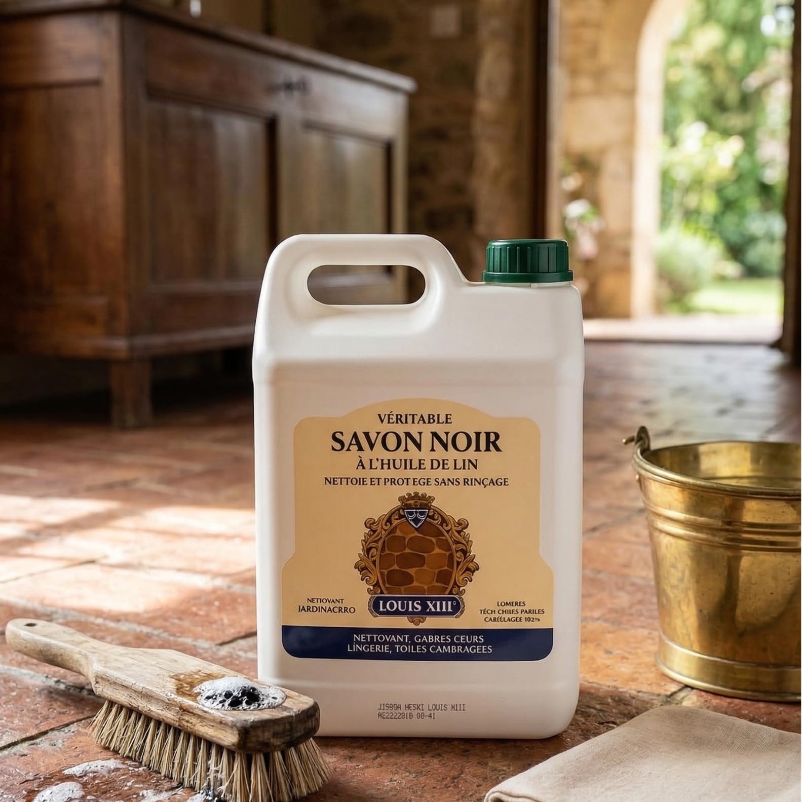 Louis XIII Verdadero Jabón Negro 5L – Limpiador Natural para Suelos de Piedra, Mármol, Gres y Madera | Fórmula Ecológica con Aceite de Linaza | Limpieza Profunda sin Aclarado