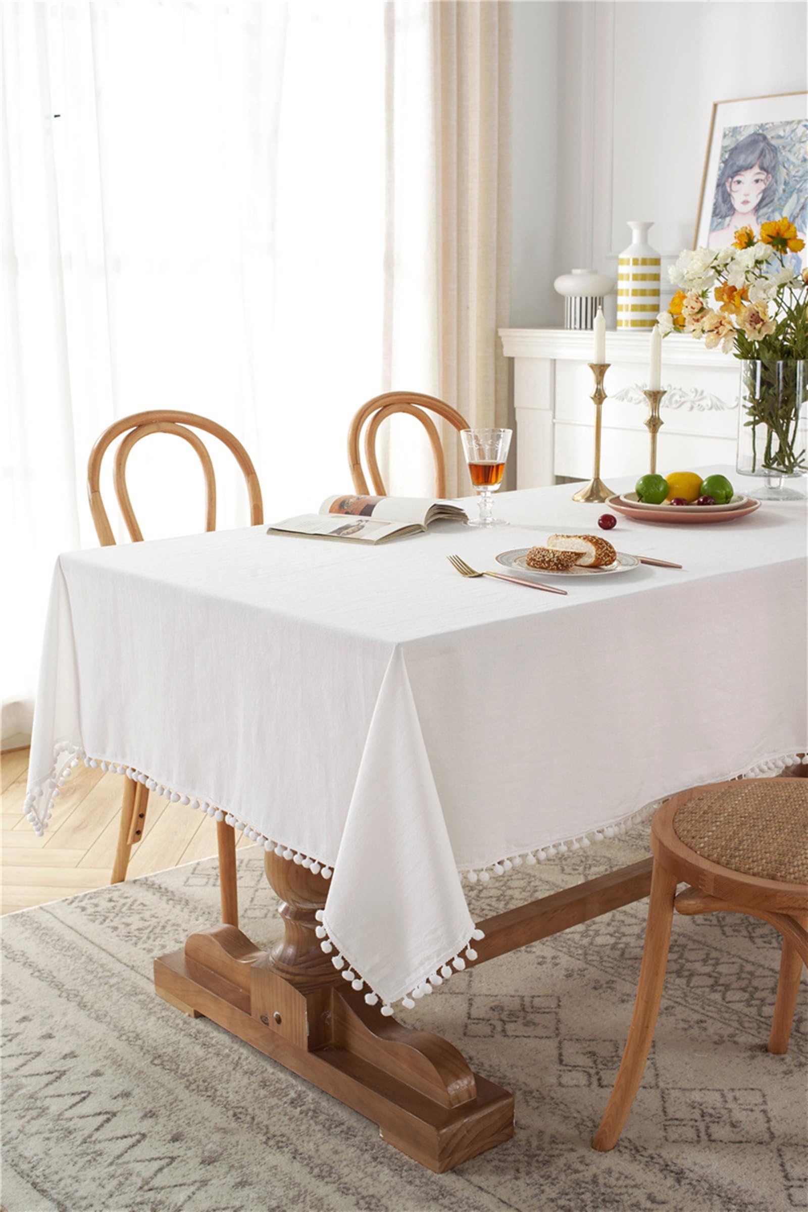 Daesar Manteles para Mesa Rectangular,Manteles Antimanchas Algodón Color Sólido con Pompones Mantel Color Blanco,100x140CM(55x39Inch)