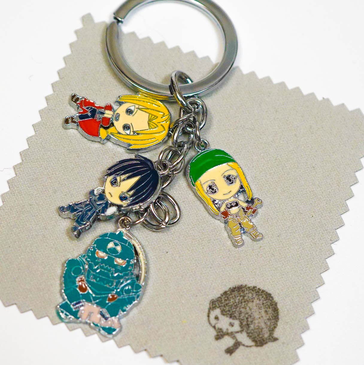 Amazon.co.jp: キーホルダー 鋼の錬金術師 チャーム アクセサリー5吊