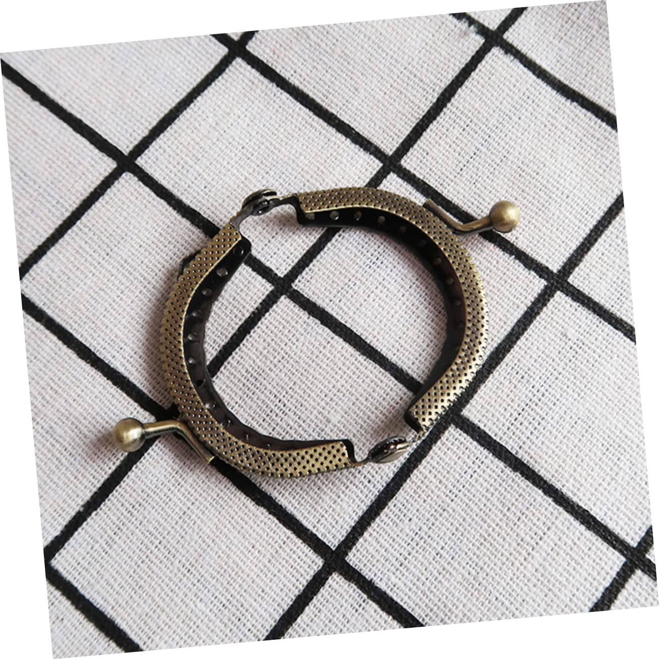 Amazon｜CORHAD 半口 古 デザイン性メタル製 財用フレーム コインバッグ 手作り用｜ティッシュケース・ホルダー オンライン通販