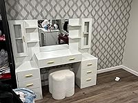 Review Image by Brooklyn Yunker Brooklyn Yunker