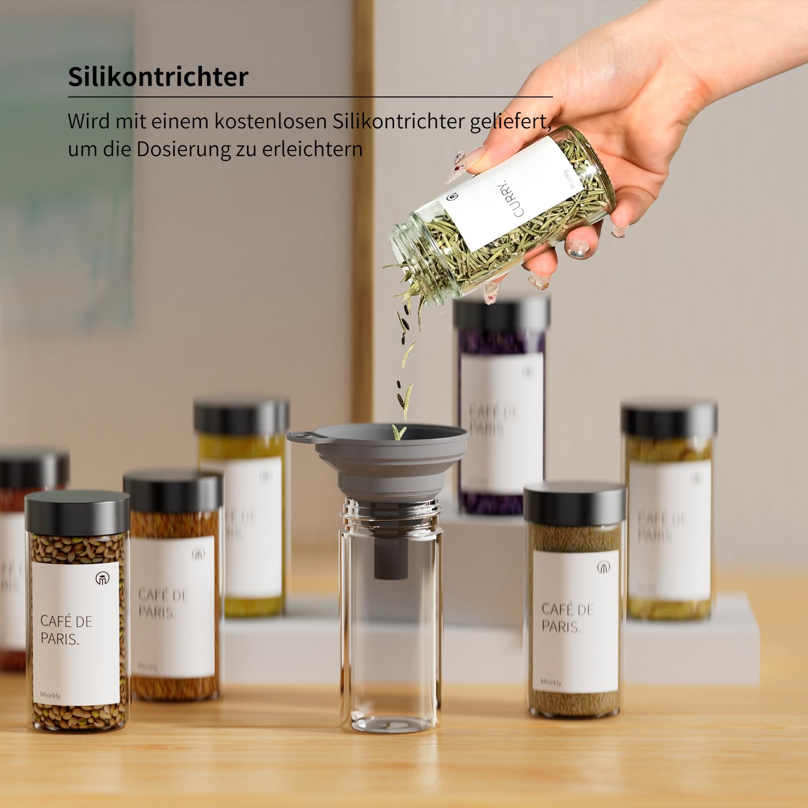Miorkly Lot de 24 pots à épices carrés avec saupoudreur, couvercle en acier inoxydable noir, 120 ml, pots à épices en verre avec saupoudrer, entonnoir, étiquettes et stylo à craie, organisateur de