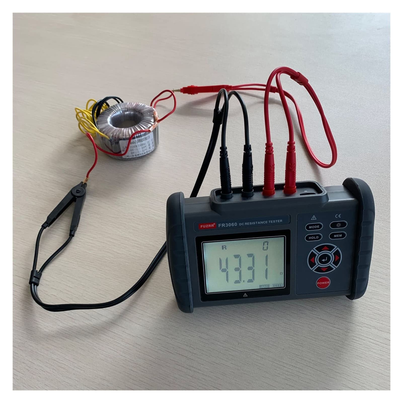 Multímetro comprobador Probador de baja resistencia Micro-Ohmeter 1 uω dc Probador de resistencia digital corriente continua Probador de resistencia al suelo FR3060 Seguro y fiable