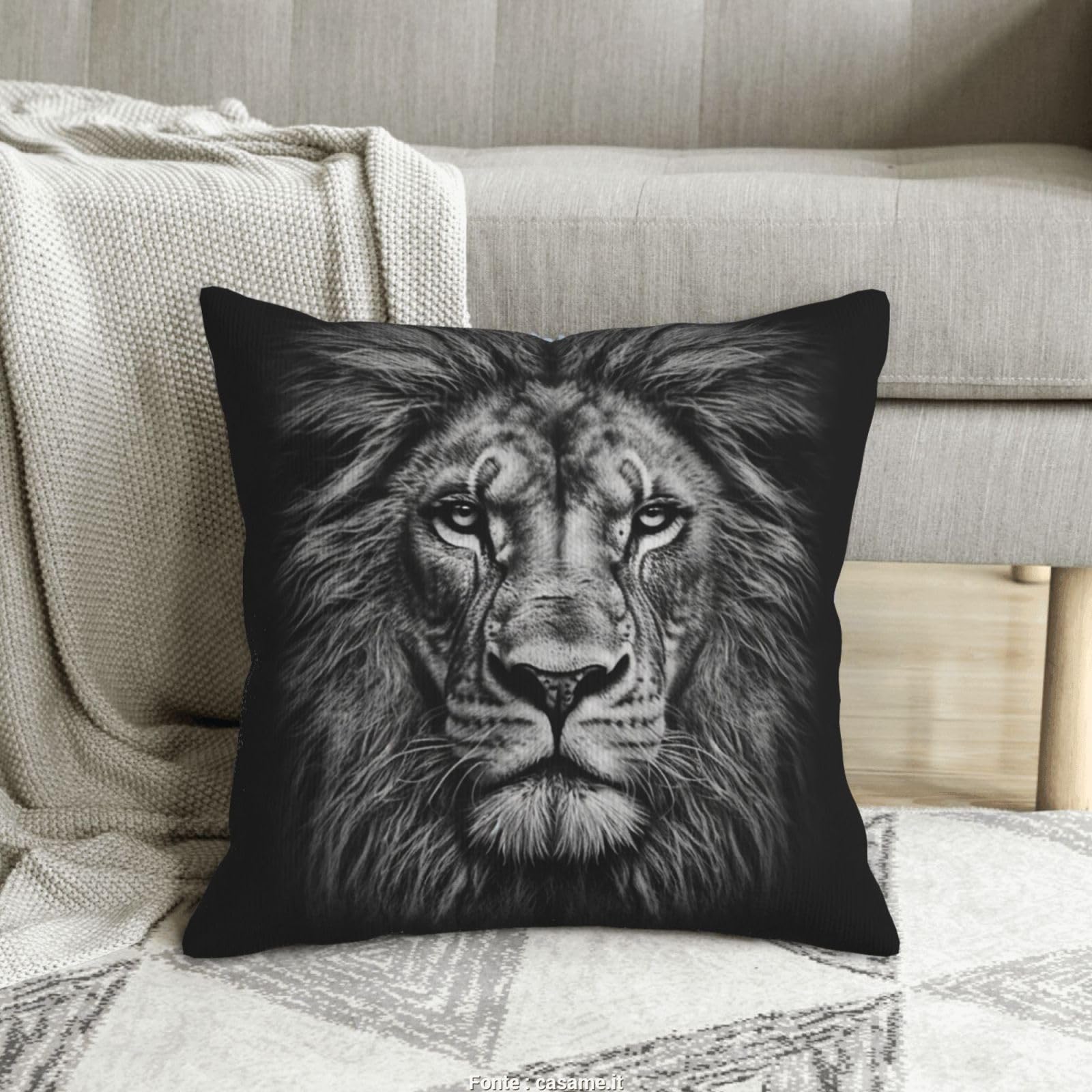Housse de coussin lion en velours côtelé doux pour votre canapé