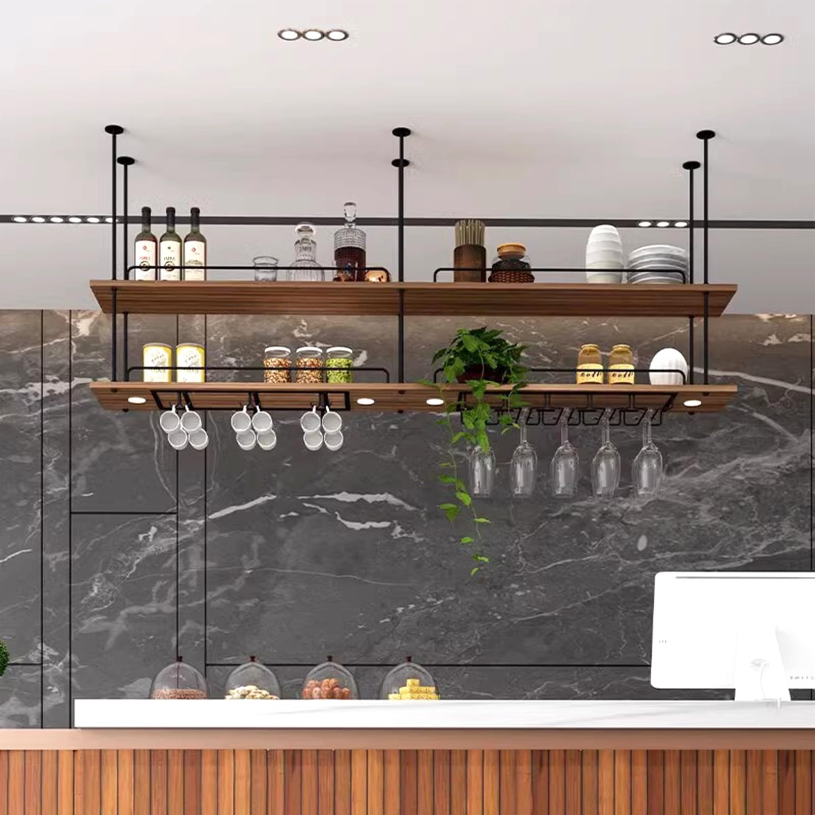 Support de plafond pour verres à vin pour gagner de la place dans votre cuisine