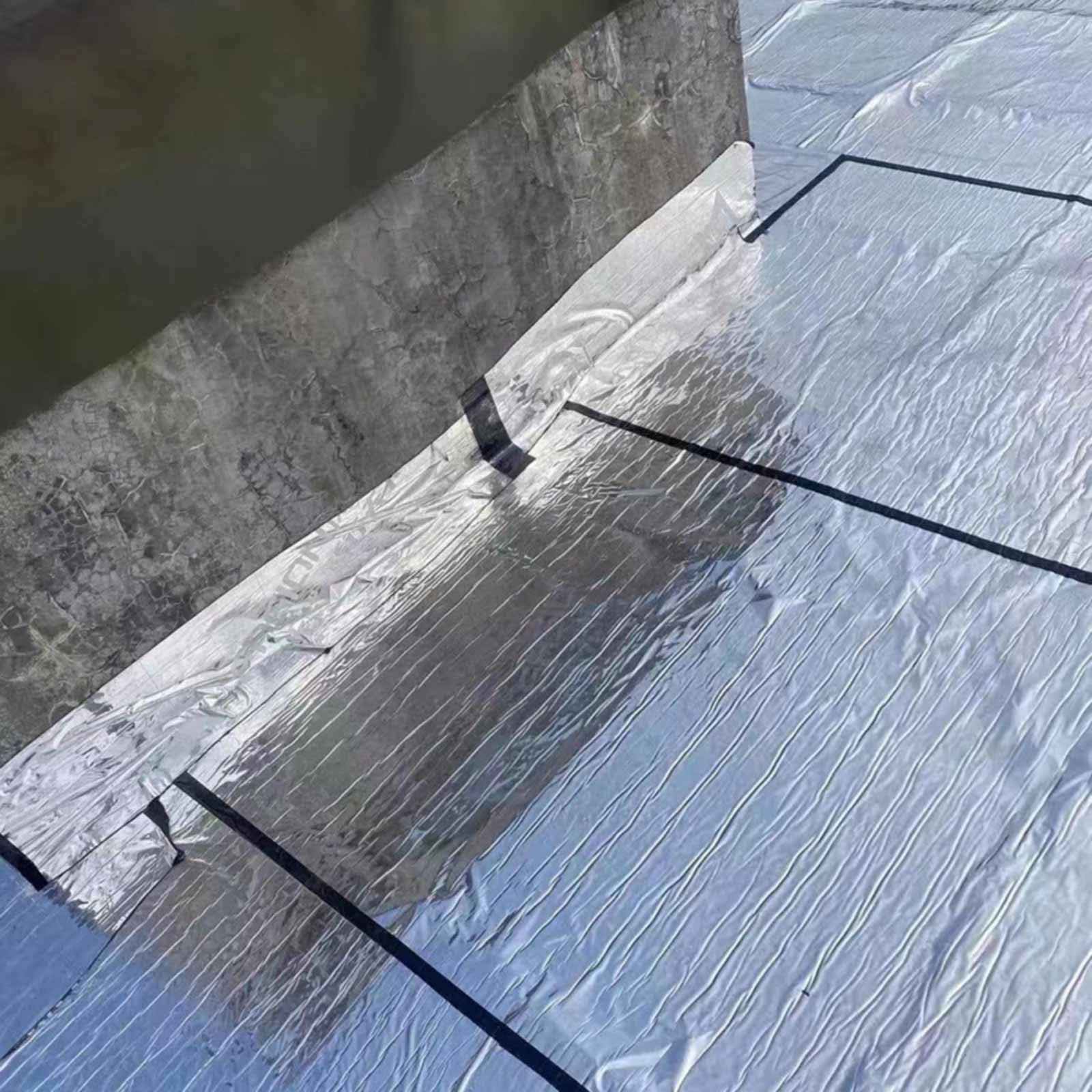 Cinta de Reparación de Techos de Asfalto Cinta Selladora de Parche Impermeable Cinta Bituminosa de Papel de Aluminio Tira de Sellado de Techos de 1,5/2,0 mm Fieltro para Techos de Cobertizo(Silver 1.5