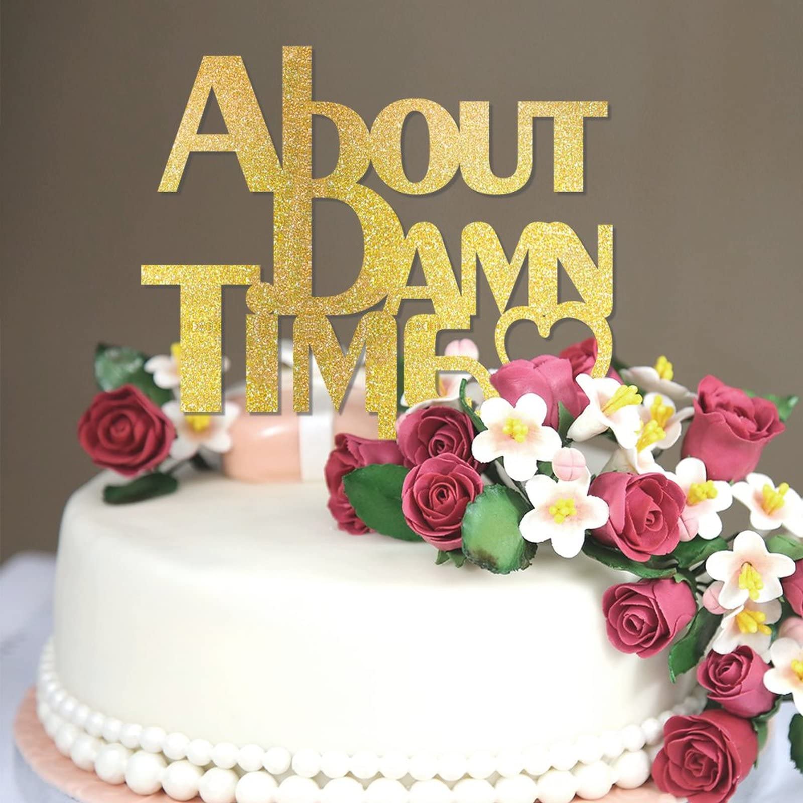 About Damn Time, decorazione per torta di fidanzamento