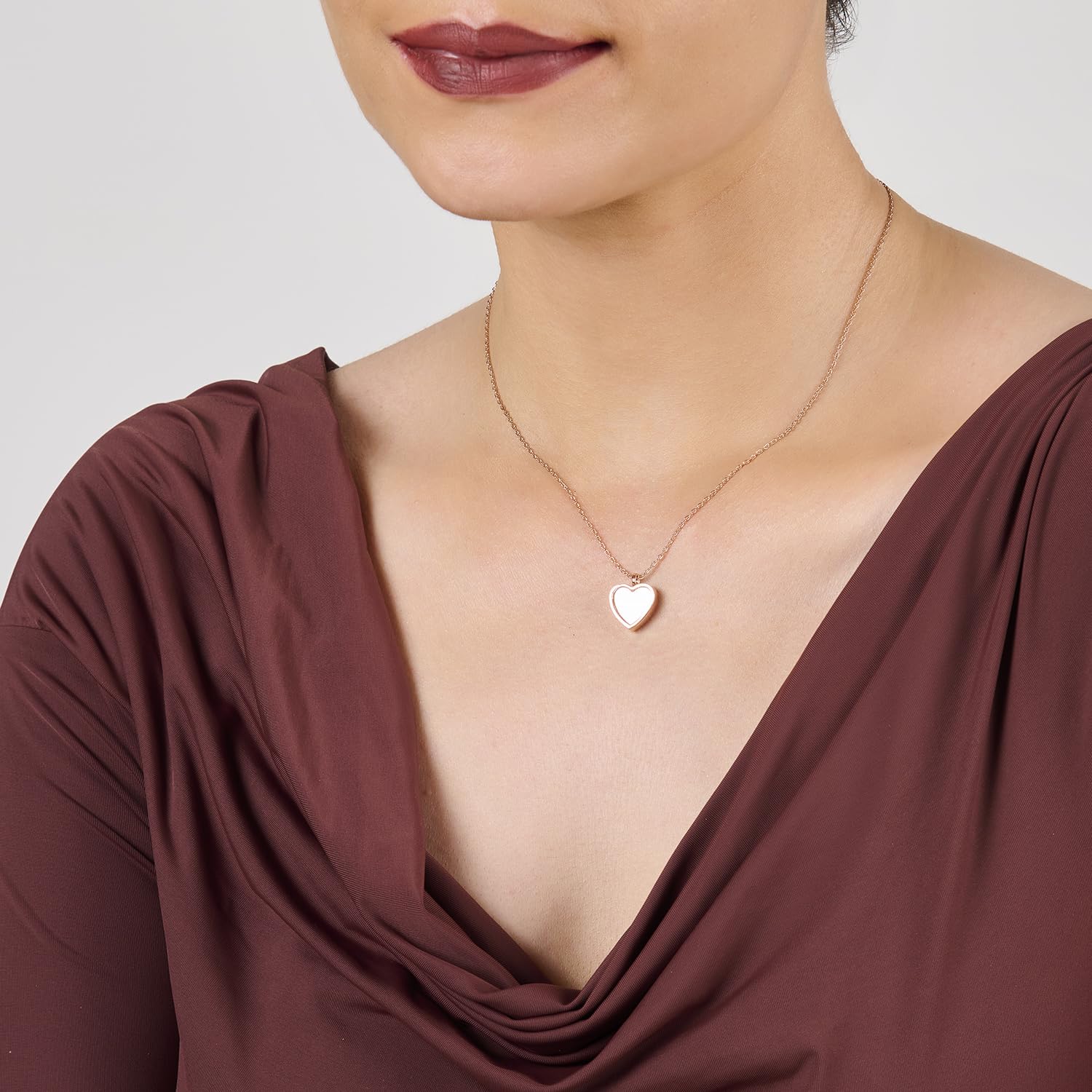 2 in 1, Reversible Heart Pendant Necklace for Women and Girls | White and Black | Hearts Jewelry | Stylish Minimal Accessory for Western Dress