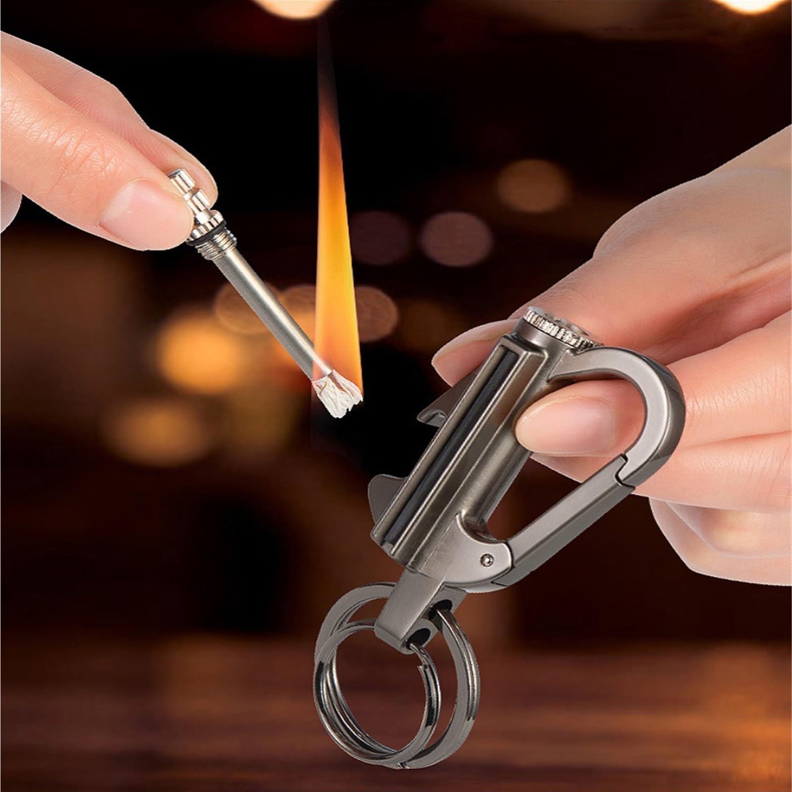 Llavero encendedor con abrebotellas multifunción, encendedor de queroseno recargable para exteriores y camping, para aventureros, diseño duradero y compacto