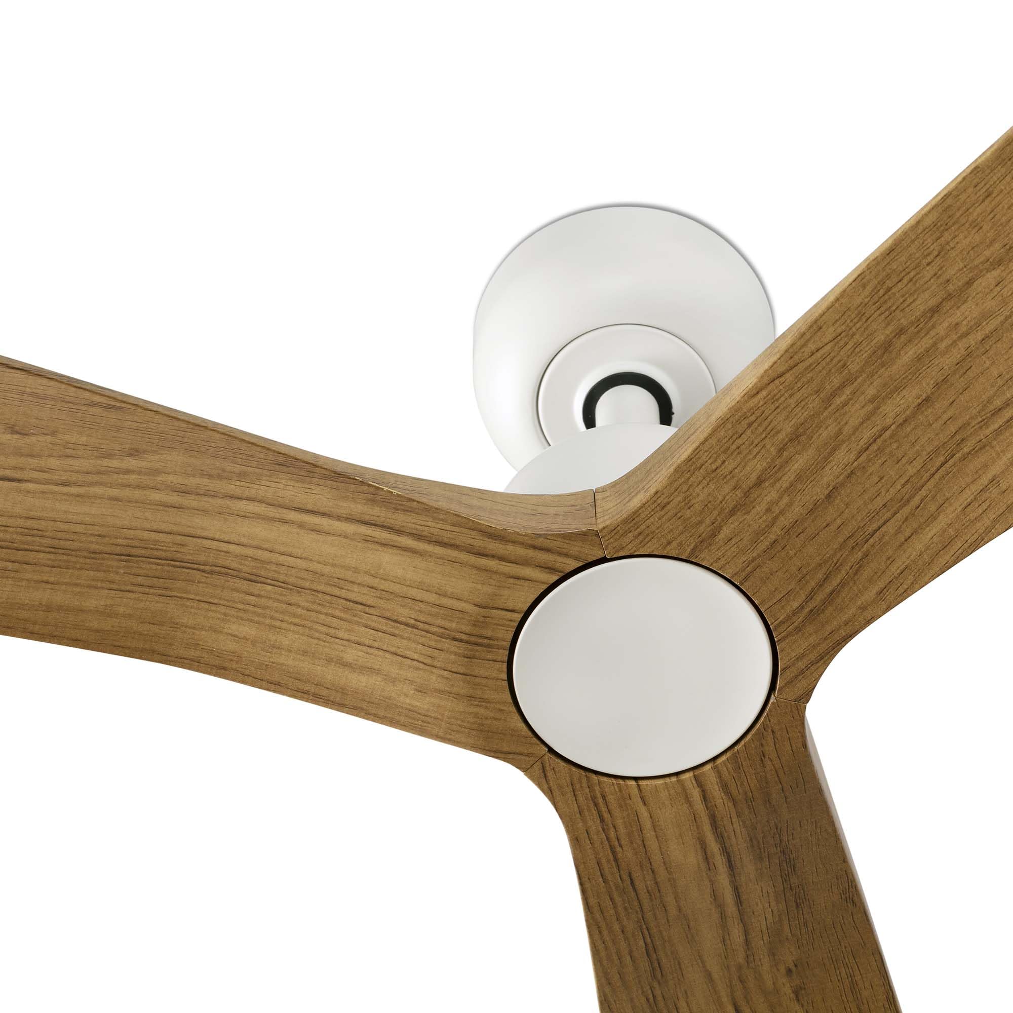 Faro Outwood Ventilador de techo grande de 3 aspas, blanco mate, madera de roble, IP44