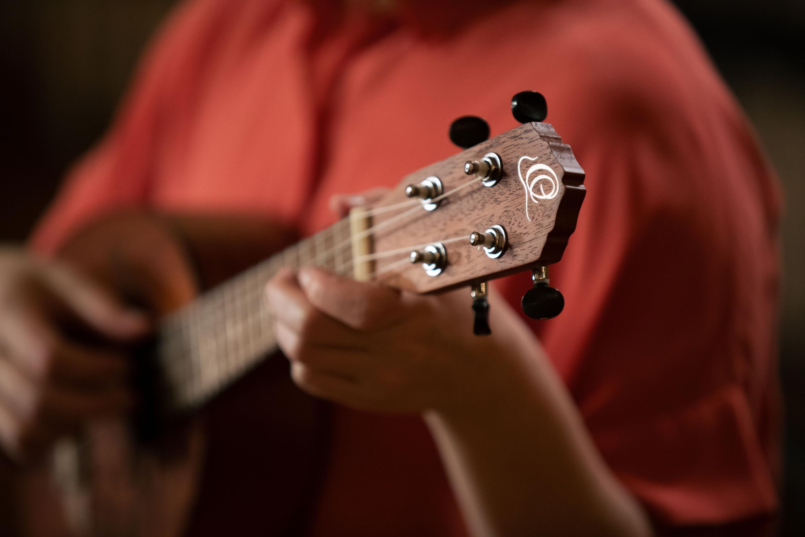 Ortega Guitars Ukulele Concerto Acustico – Bonfire Series – Corpo Ananas – Sapele, Natural (RUPA5MM)