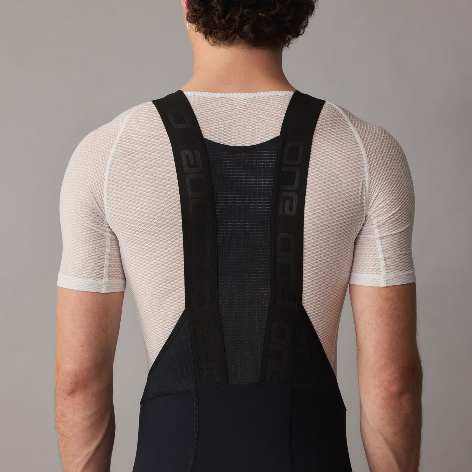 SQlab Bibshorts ONE14, Unisex Radhose, Radlerhose in schwarz für Gravelbike, Bibshorts mit Trägern, in verschiedenen Größen