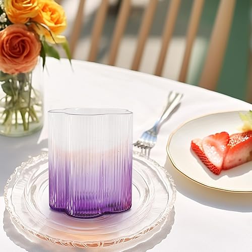 Miniatura 7 de whatAmug Juego de 2 vasos de bebida (7 onzas), juego de cristalería vintage a rayas con diseño de flores, lindo vaso de agua de origami degradado,