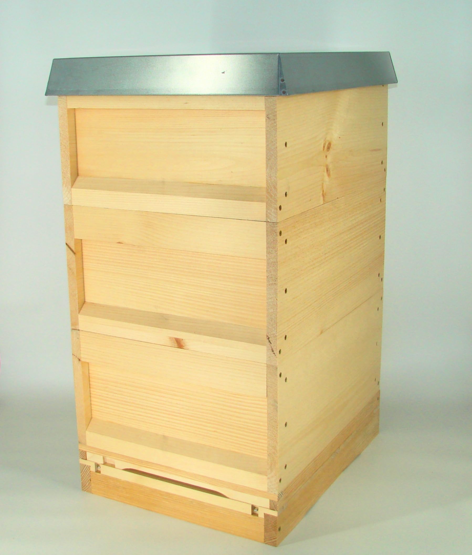 Zander Beute - ZN 10 - aus Weymouthskiefer - Bienen - Nachhaltig - Imkereibedarf - Tierzubehör - Bienenstock - Bienenbeute - Flow hive - Mittelwände Zander - Bienenhotel - Zander Rähmchen - Liebig