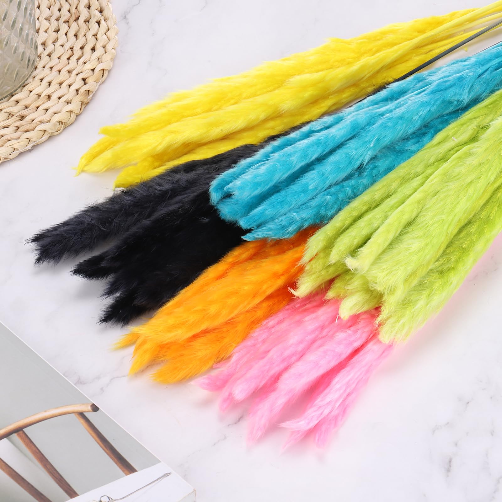QUARKZMAN 30PCS Herbe De Pampa Noire ornementation, 17 inch Fausse Herbe De Pampa Fleurs Séchées Arrangement Et Remplisseur De Vase pour Maison Mariage Fête Décorations