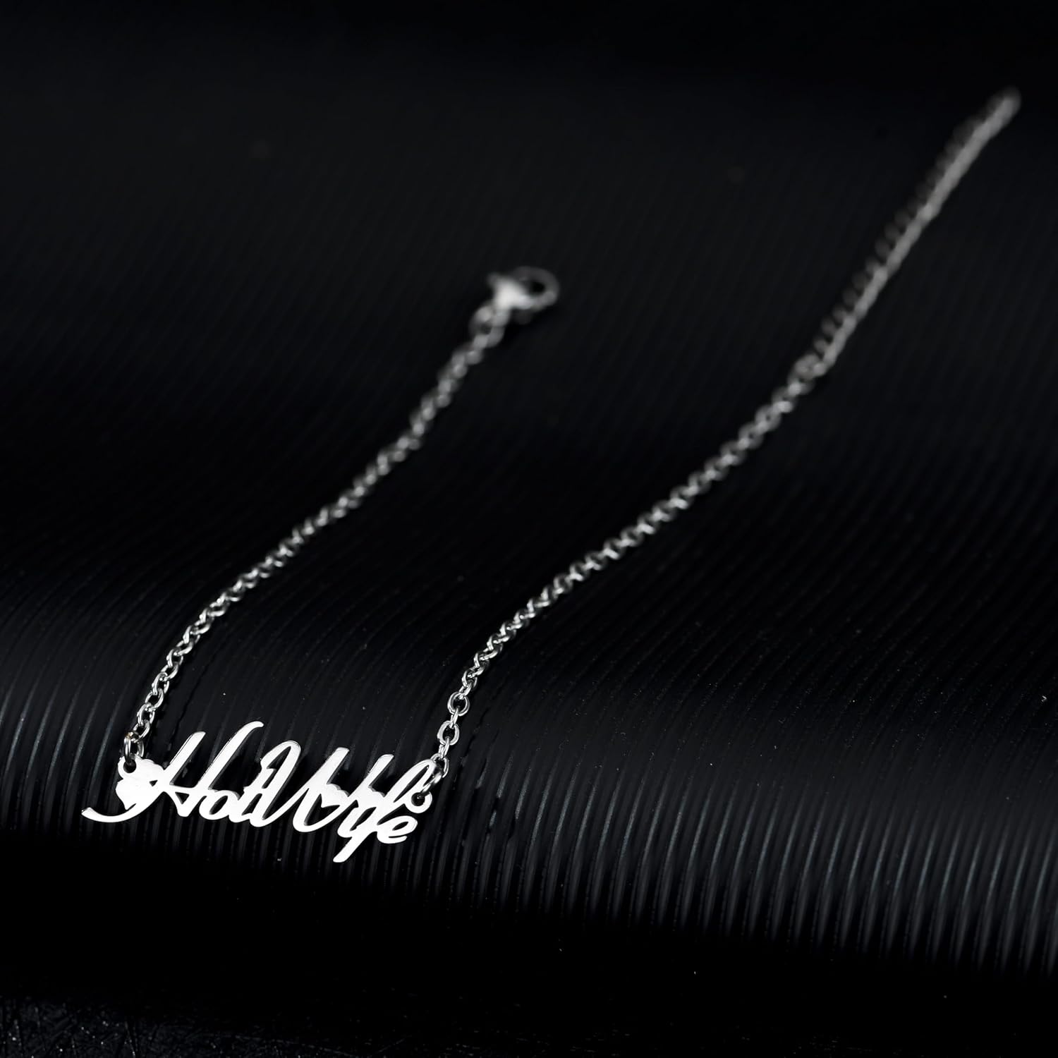 HotWife Anklet with Hearts – Gold Plated or Silver Colored Stainless Steel Hot Wife Anklet