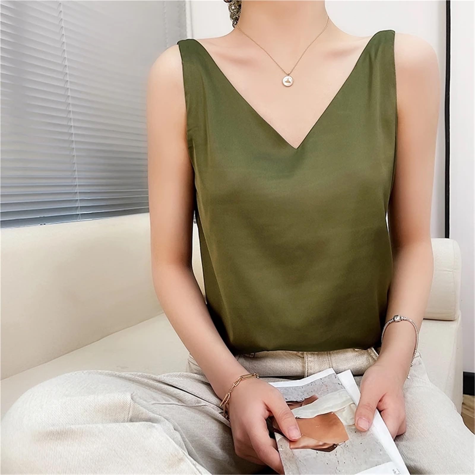 Top de Camisola de Seda Ropa Interior for Mujer, de Seda, con Tirantes y Escote en V, Lisa, combinable Todo, satén, Holgada, Fina, sin Mangas para IR al Trabajo