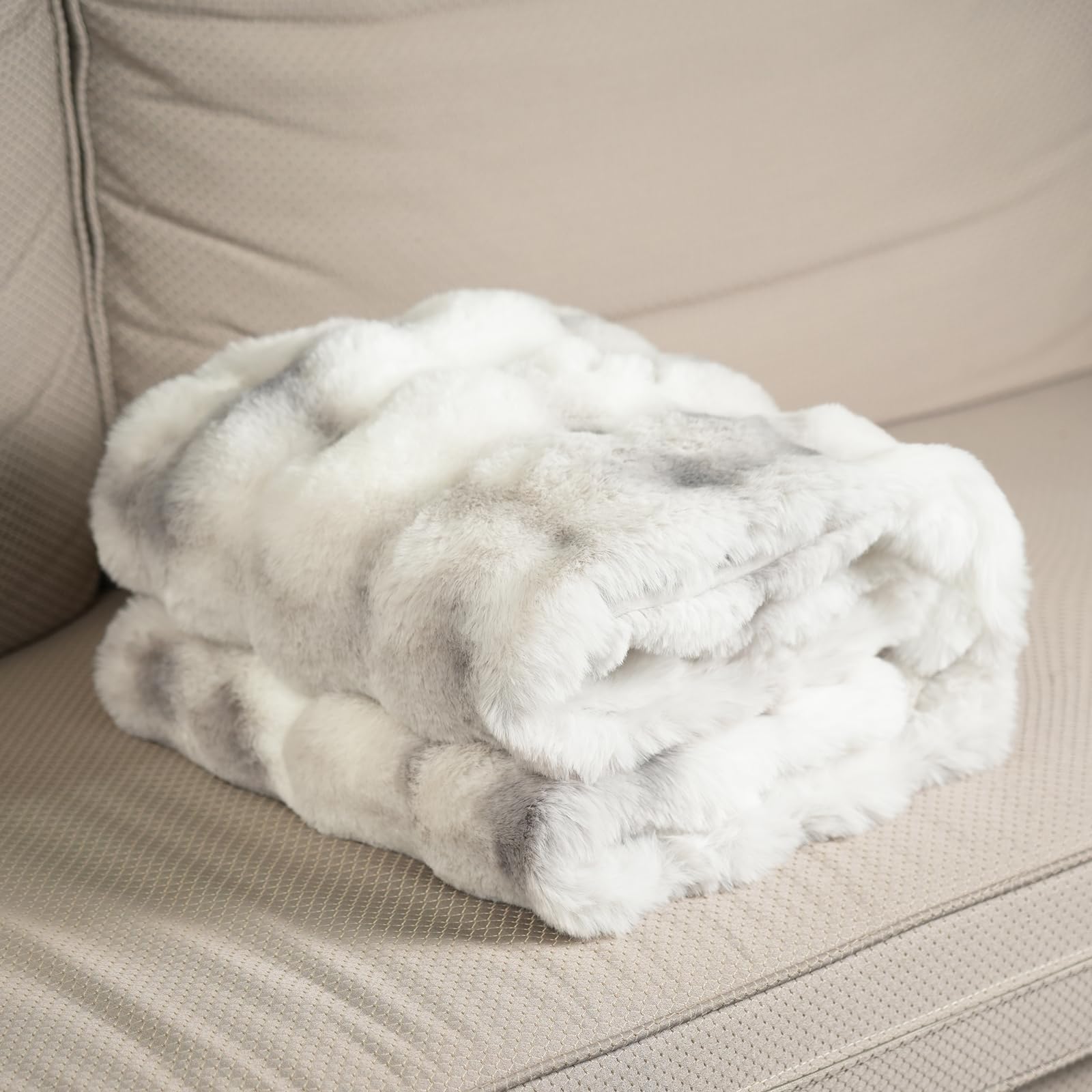 DREAMLANDING Manta reversible de lujo de piel sintética de conejo de peluche Sherpa, suave, cálida, cómoda y mullida para cama, sofá, decoración del hogar (gris tie-dye, 150 x 200 cm)
