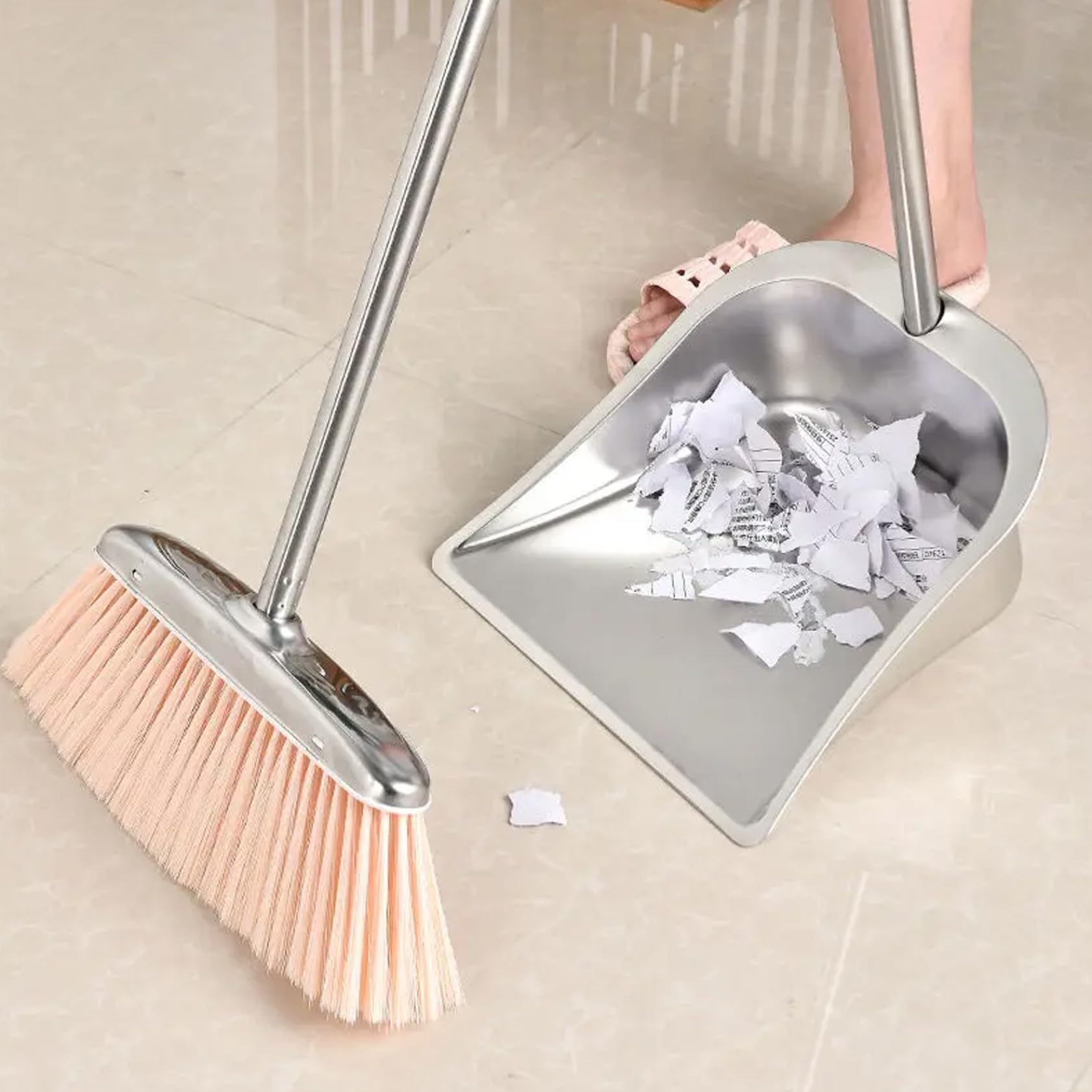 Juegos de recogedor y Cepillo Recogedor y Cepillo de Mango Largo de Acero Inoxidable Barrido Vertical Resistente con aro Colgante para Limpieza Interior del hogar Forma Cuadrada