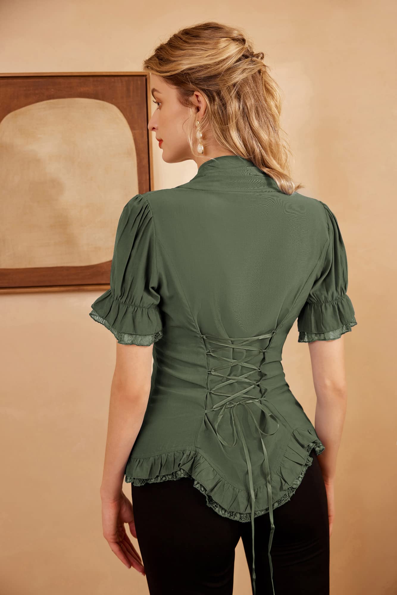 SCARLET DARKNESS Donna Camicia Vittoriana Gotico Camicetta in Pizzo Scollo a V Renaissance Tops | Maniche corte con volant, scollo a V, allacciatura sulla schiena