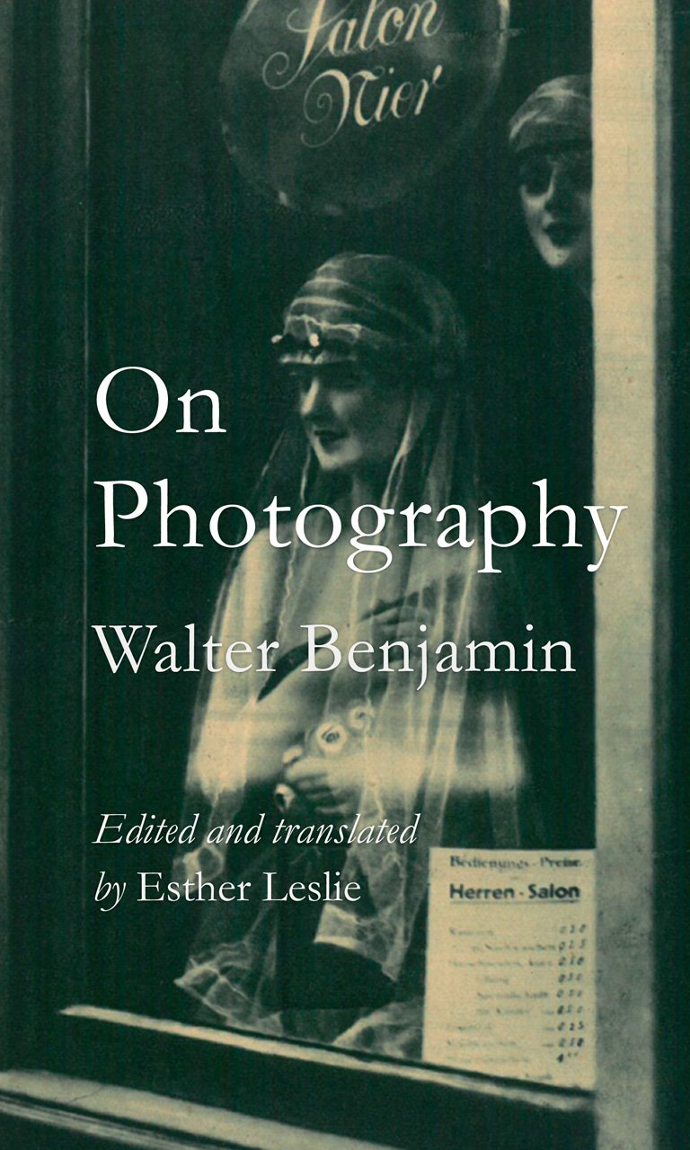 On Photography by Esther Leslie PAPERBACK 9781780235257