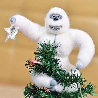 Christmas Abominable Snowman Tree Topper, Novelty Snow Monster Hugger with Smiling, Funny Christmas Tree Topper for Holiday Party Home Decorations (Style B, One Size)