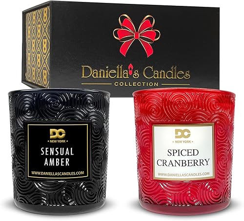 Daniella's Candles Juego de 2 velas perfumadas en tarro de regalo navideñas, arándano especiado y ámbar sensual, cera de soja de coco de larga